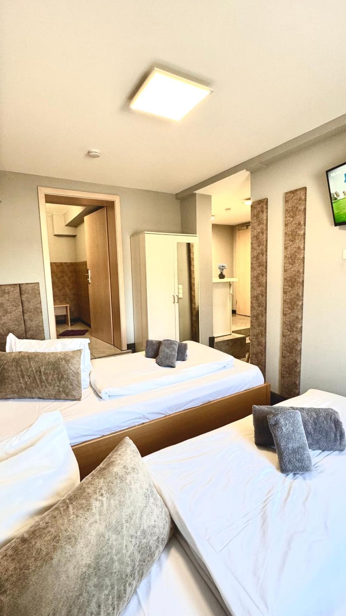 Hotel M-hotel