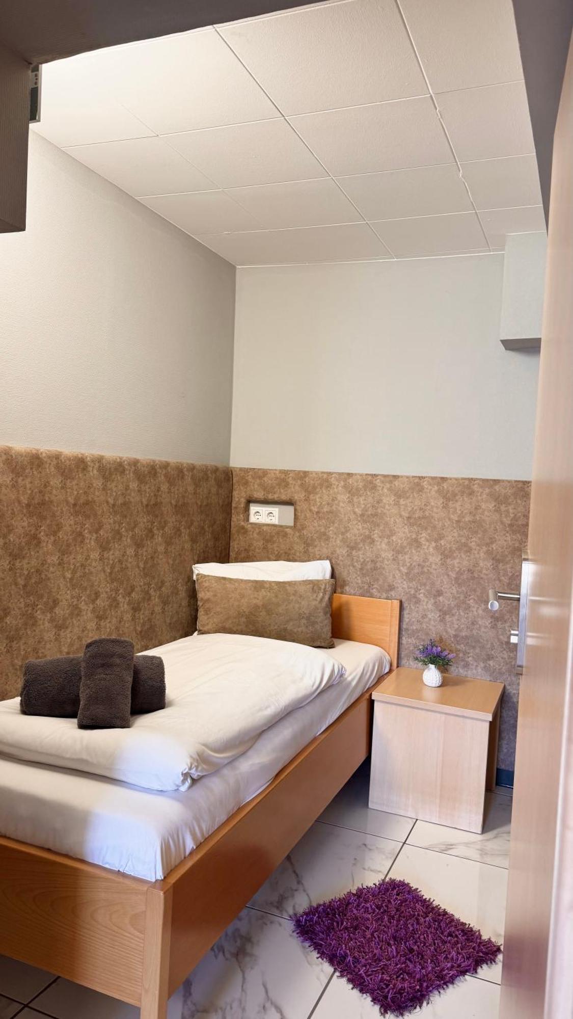 Hotel M-hotel 2*